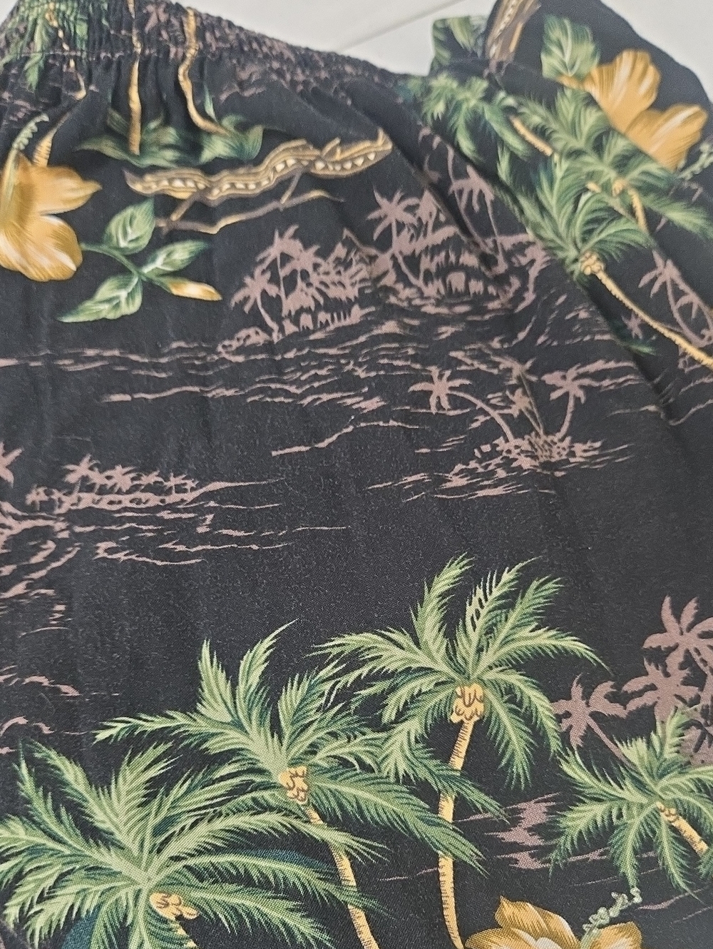Aloha Hut Hawaii Black/Yellow/Green/Taupe Tropical Smocked Sundress, OS - Picture 6 of 6